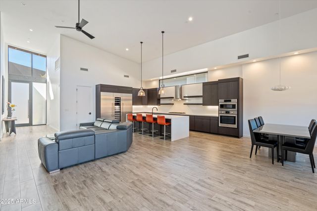 6525 E CAVE CREEK Road 33, Cave Creek, AZ 85331