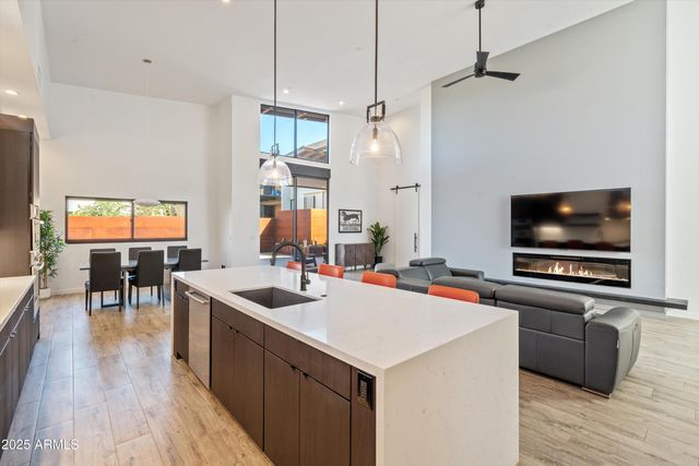 6525 E CAVE CREEK Road 33, Cave Creek, AZ 85331