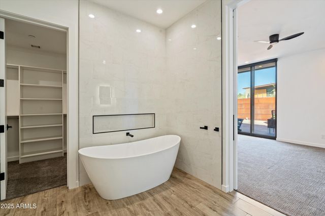 6525 E CAVE CREEK Road 33, Cave Creek, AZ 85331