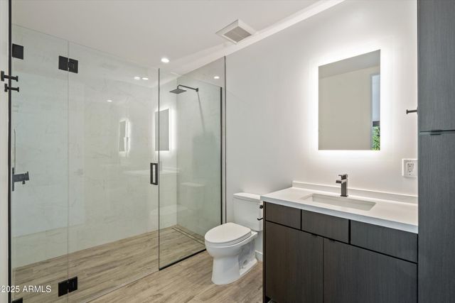 6525 E CAVE CREEK Road 33, Cave Creek, AZ 85331