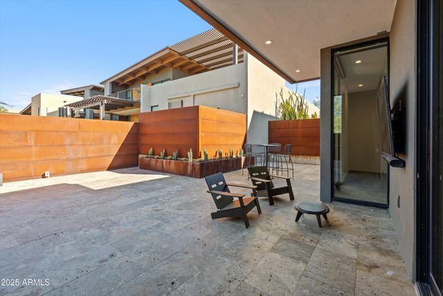 6525 E CAVE CREEK Road 33, Cave Creek, AZ 85331