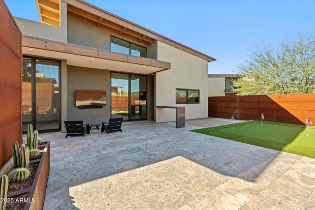 6525 E CAVE CREEK Road 33, Cave Creek, AZ 85331