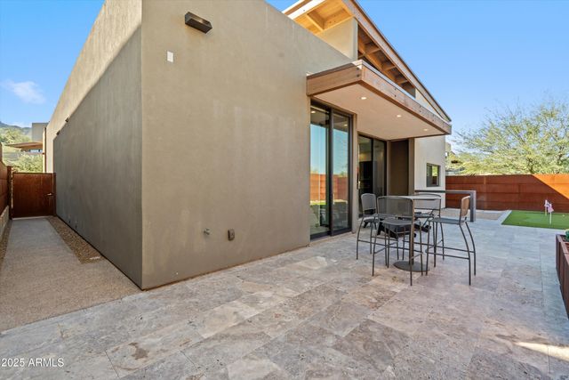 6525 E CAVE CREEK Road 33, Cave Creek, AZ 85331