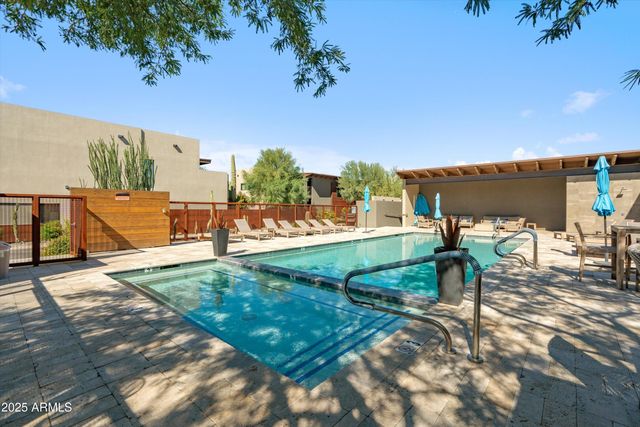 6525 E CAVE CREEK Road 33, Cave Creek, AZ 85331