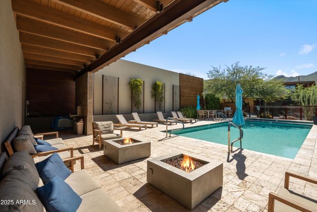 6525 E CAVE CREEK Road 33, Cave Creek, AZ 85331