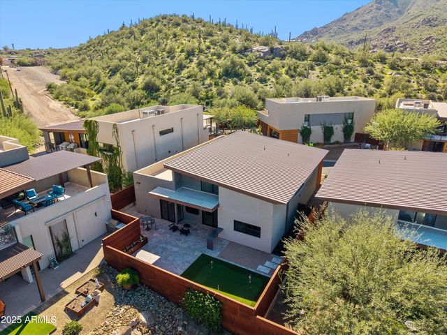 6525 E CAVE CREEK Road 33, Cave Creek, AZ 85331