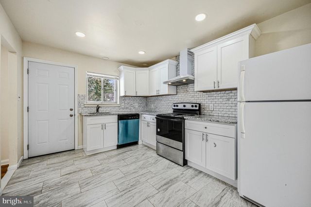 2651 ABINGTON RD, Wilmington, DE 19810