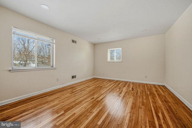 2651 ABINGTON RD, Wilmington, DE 19810