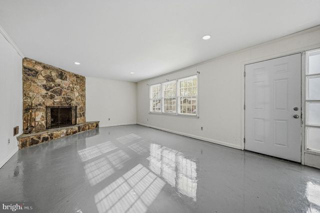 2651 ABINGTON RD, Wilmington, DE 19810