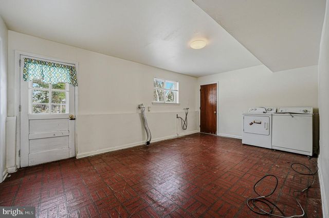 2651 ABINGTON RD, Wilmington, DE 19810