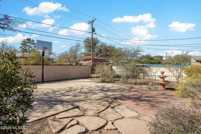 1610 E Water Street, Tucson, AZ 85719