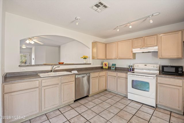 1610 E Water Street, Tucson, AZ 85719