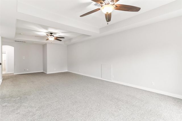 208 Woodside Court, Clute, TX 77531
