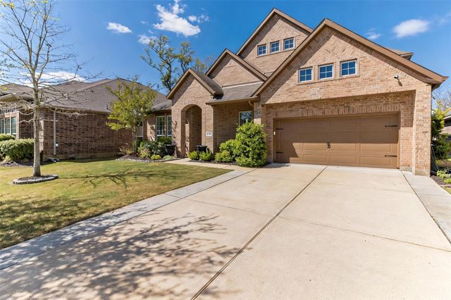 208 Woodside Court, Clute, TX 77531