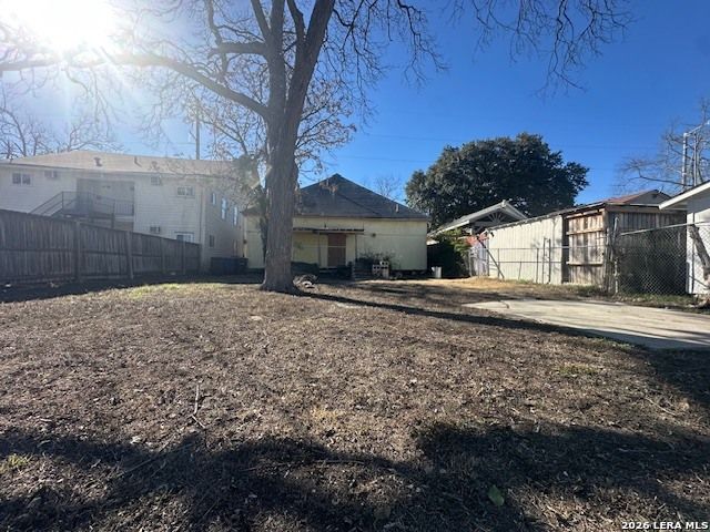 1107 Burnet, San Antonio, TX 78202