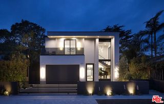 3711 May Street, Los Angeles, CA 90066