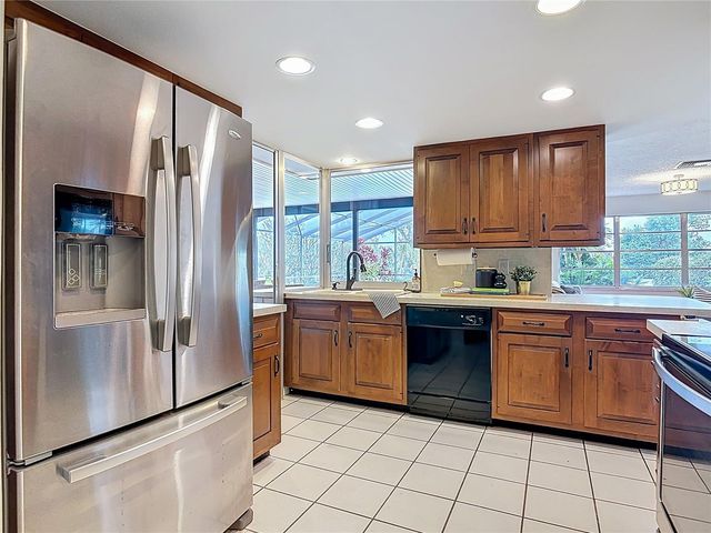 1840 SUSSEX DRIVE, Mount Dora, FL 32757