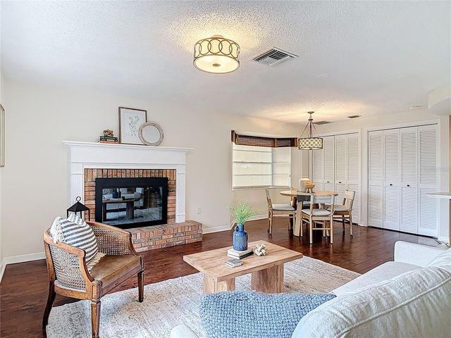 1840 SUSSEX DRIVE, Mount Dora, FL 32757