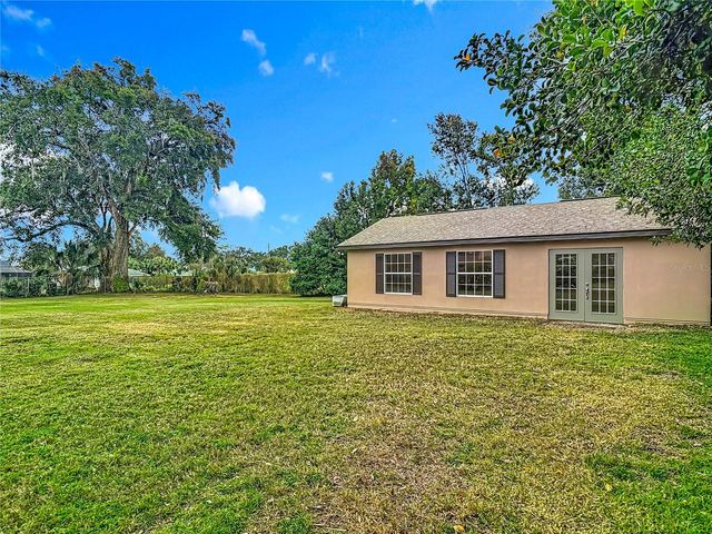 1840 SUSSEX DRIVE, Mount Dora, FL 32757