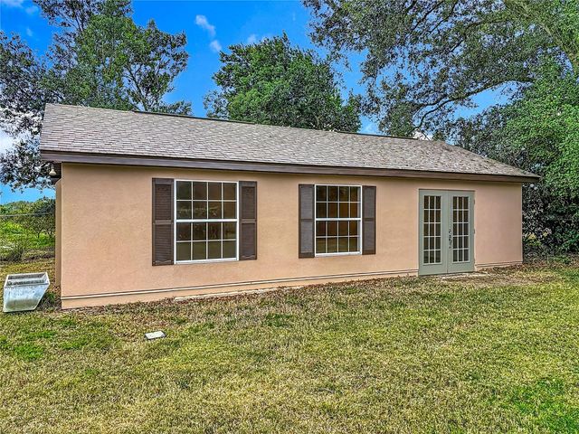 1840 SUSSEX DRIVE, Mount Dora, FL 32757