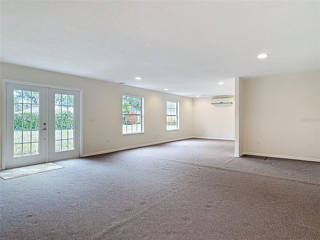 1840 SUSSEX DRIVE, Mount Dora, FL 32757