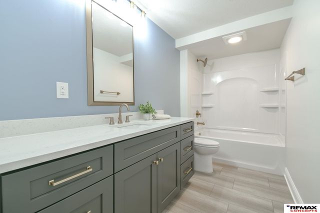 4701 W Deercrest Drive, Denton, NE 68339