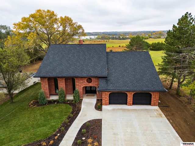 4701 W Deercrest Drive, Denton, NE 68339