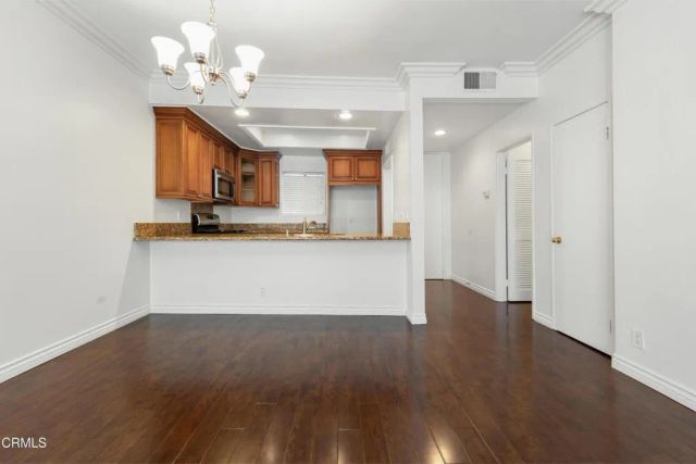 3480 Barham Boulevard 208, Los Angeles, CA 90068