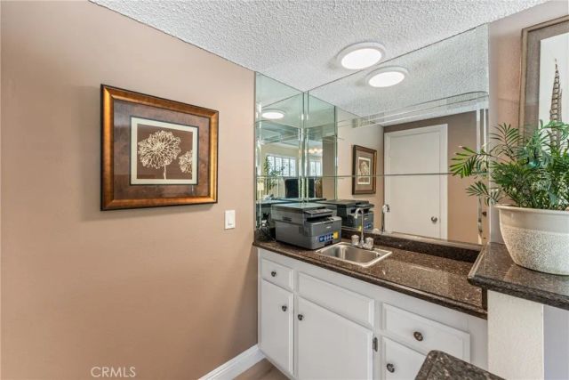 1517 Conestoga Court, Redlands, CA 92373