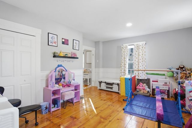 35 Hollis Street 1, Pepperell, MA 01463