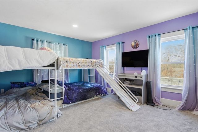 35 Hollis Street 1, Pepperell, MA 01463