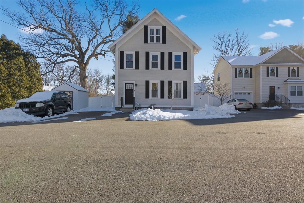 35 Hollis Street 1, Pepperell, MA 01463