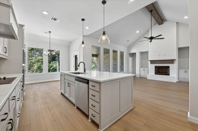409 McAlpine, Springtown, TX 76023