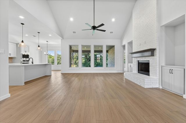 409 McAlpine, Springtown, TX 76023