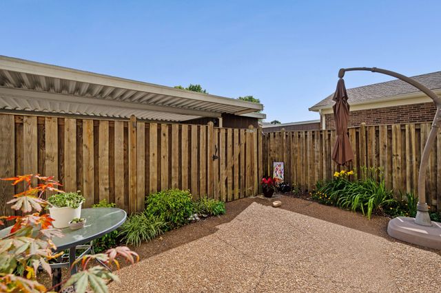 1013 E Northfield Blvd, Murfreesboro, TN 37130