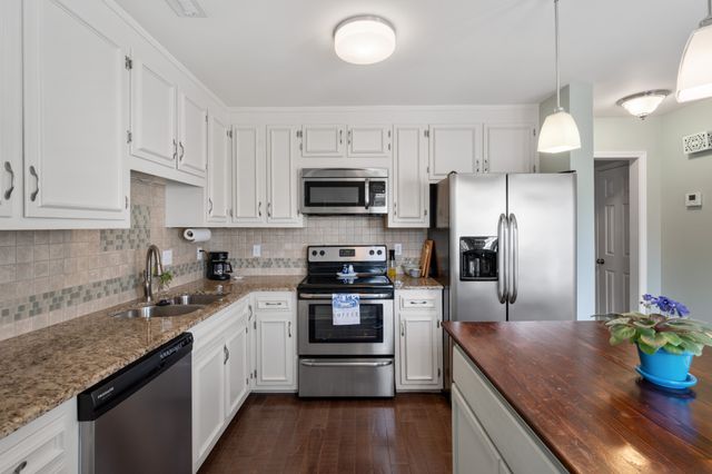 1013 E Northfield Blvd, Murfreesboro, TN 37130