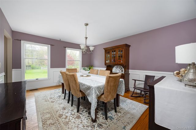 64 Travis Road, Hyde Park, NY 12538