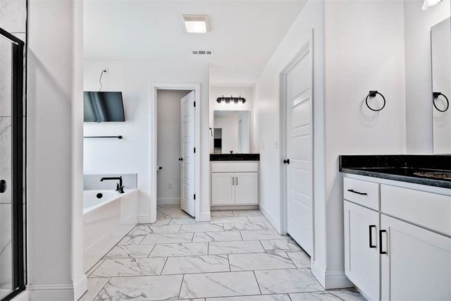 5338 Clear Springs Avenue, Springdale, AR 72762