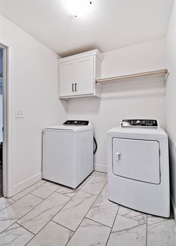 5338 Clear Springs Avenue, Springdale, AR 72762