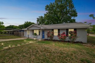801 E Johnson ST, Burnet, TX 78611