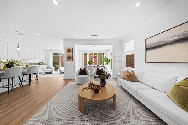 51 Painted Sky, Irvine, CA 92602