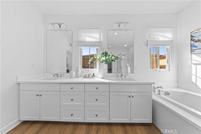 51 Painted Sky, Irvine, CA 92602