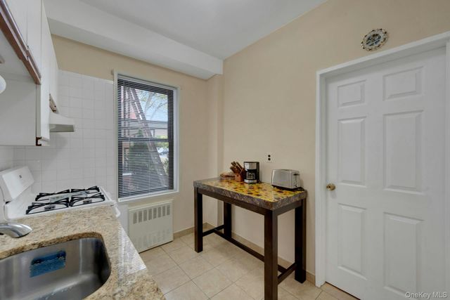 1 Remsen Road 1F, Yonkers, NY 10710