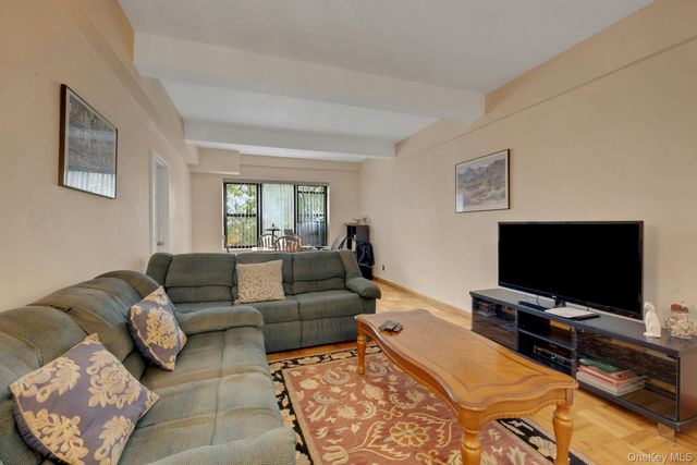 1 Remsen Road 1F, Yonkers, NY 10710