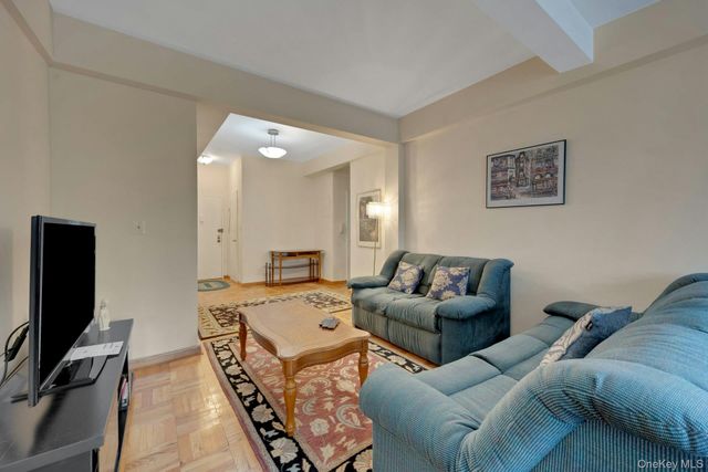 1 Remsen Road 1F, Yonkers, NY 10710