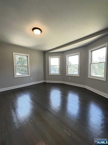 176 Oakwood Avenue, North Haledon, NJ 07508