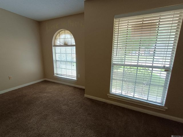 3572 Madeira Dr, Baton Rouge, LA 70810