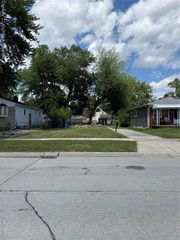 18720 Powers Avenue, Dearborn Heights, MI 48125