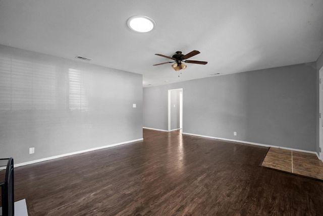 6516 N Pershing Ave, Stockton, CA 95207