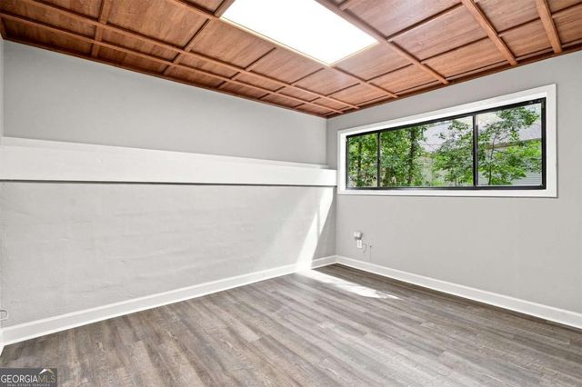 8810 North Mount Drive, Alpharetta, GA 30022